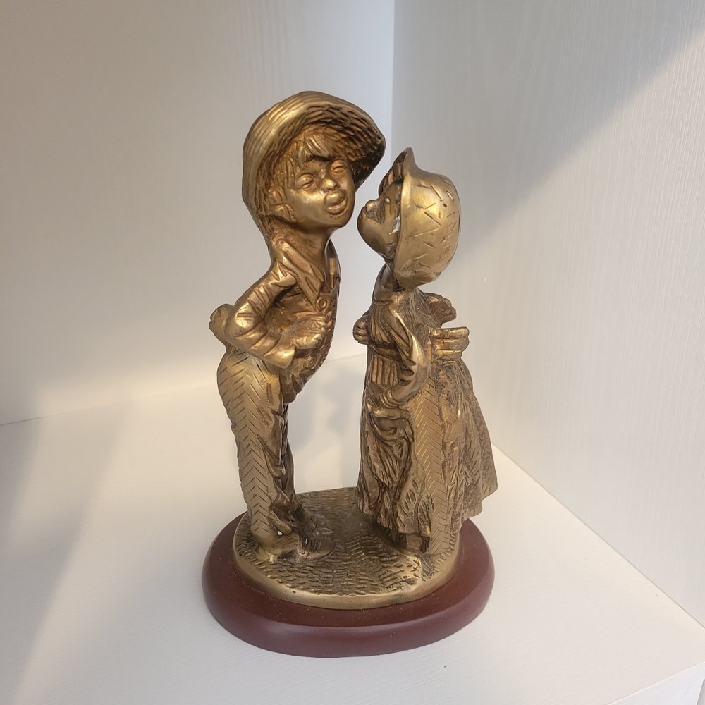Cute Vintage Heavy Brass Girl Kissing Boy Statue Figurine 9.25” CountryCor Style